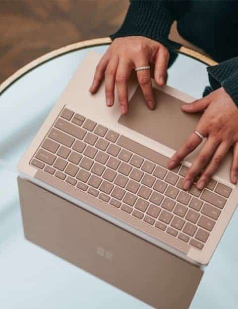 Professional cleaning service provides top-notch home and office cleaning solutions in NYC.