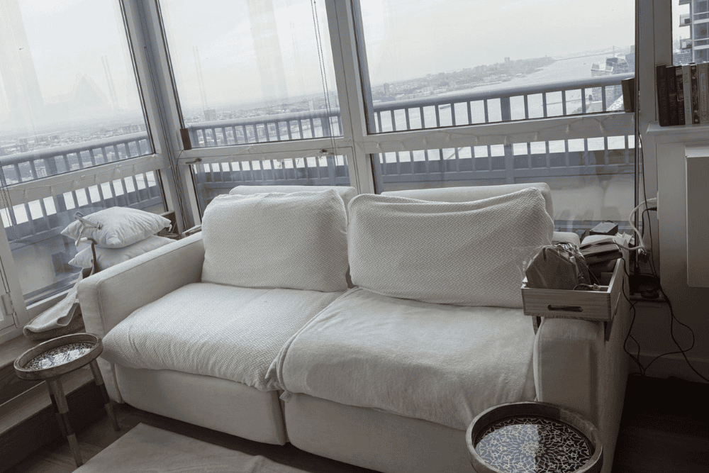 Clean and organized living room after professional tidying and cleaning service